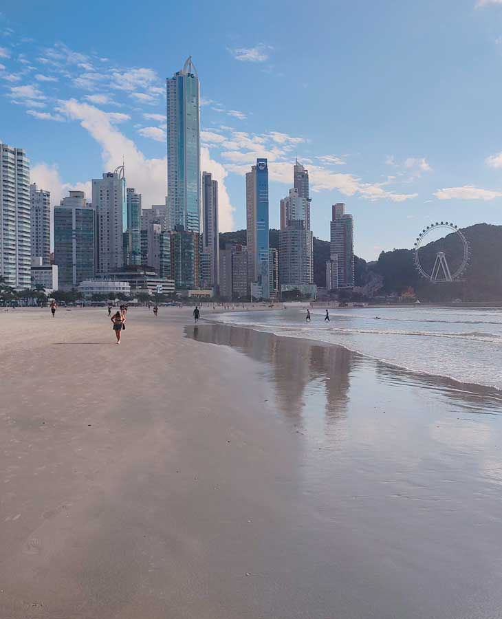 Alargamento da Faixa de Areia da Praia Central